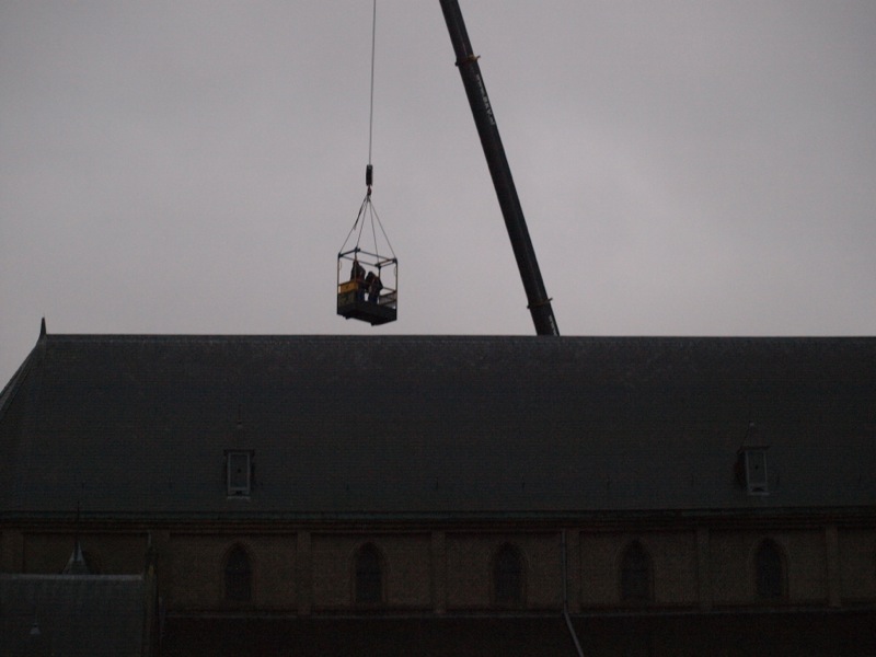 Kruis onder Matinuskerk 008